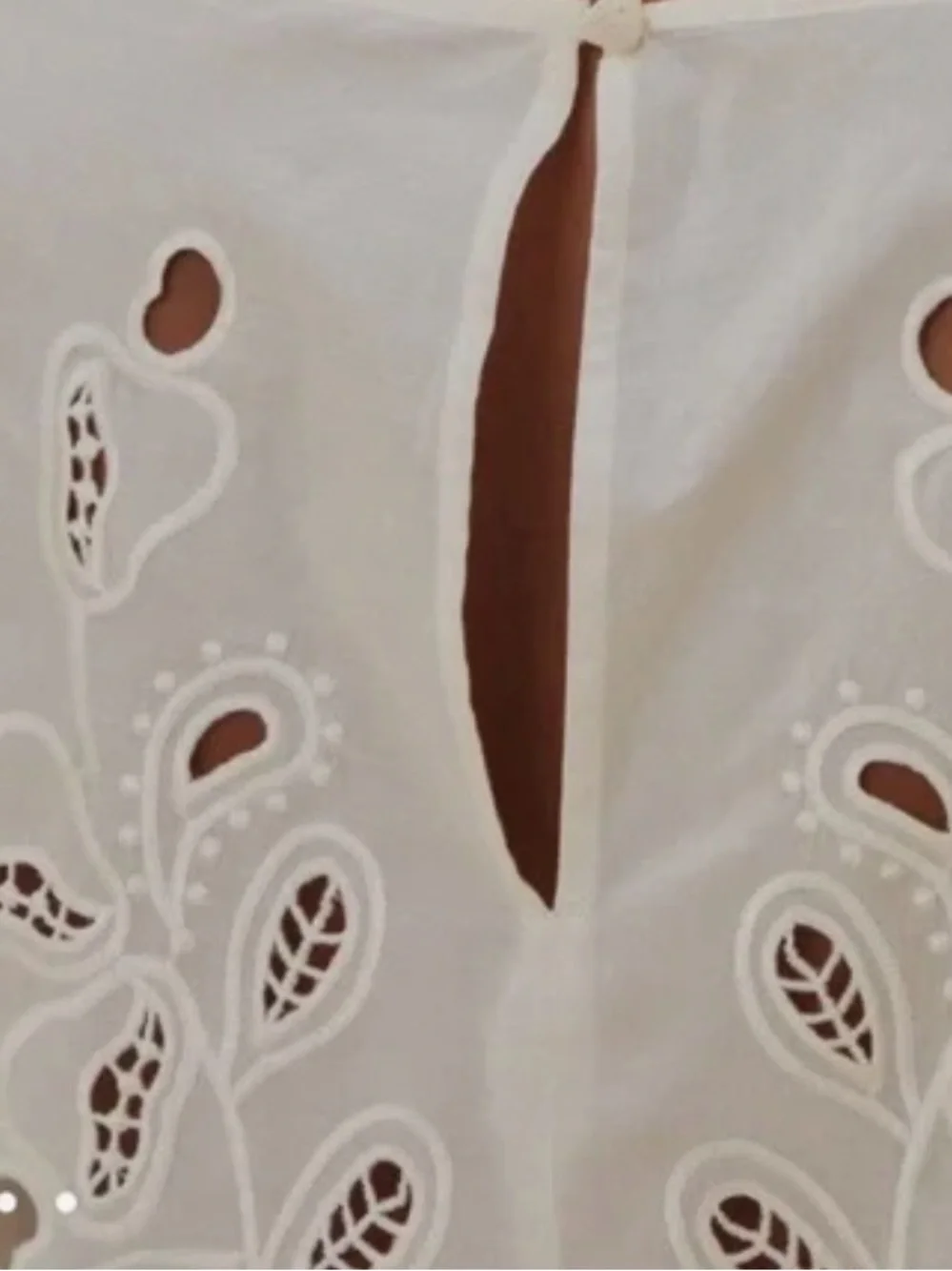 FARM Rio White Richelieu Short Sleeve Blouse